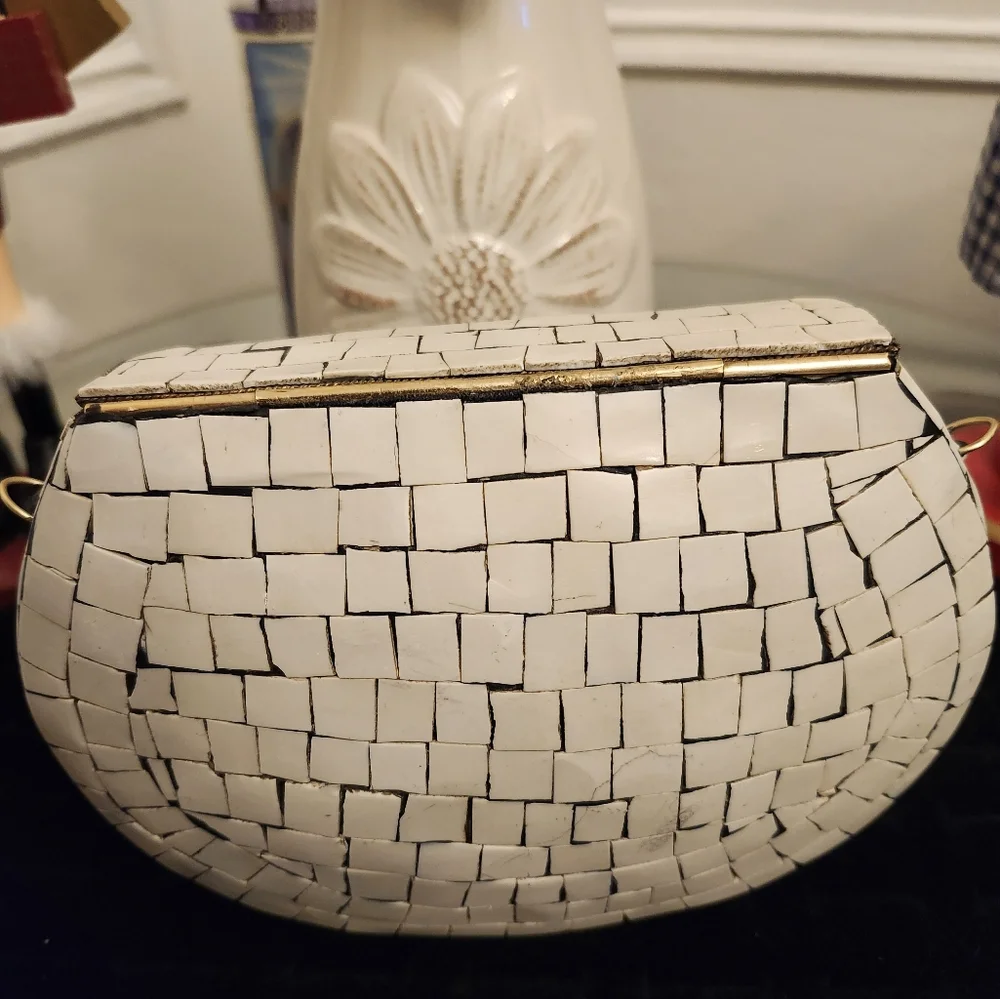 RAMLA  Handmade Mosaic  Bag. - Picture 4 of 10